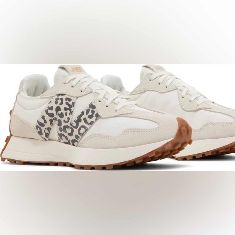 Women’s New Balance 327 Sea Salt Leopard NWT